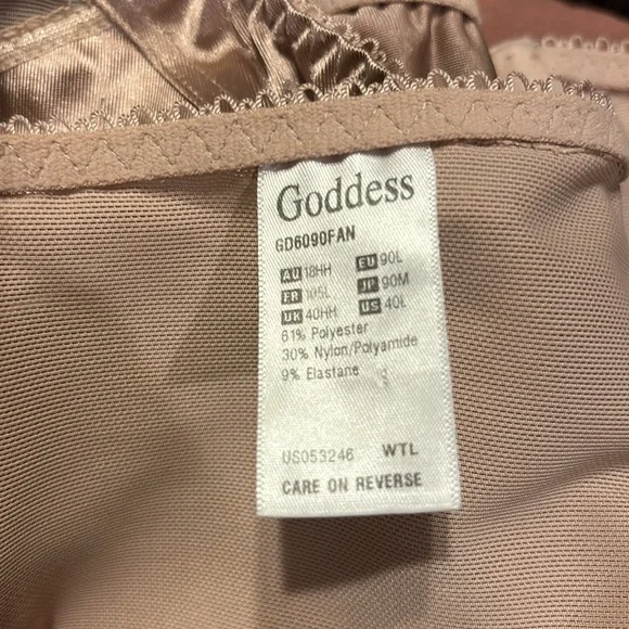 Goddess underwire bras - Picture 3 of 8